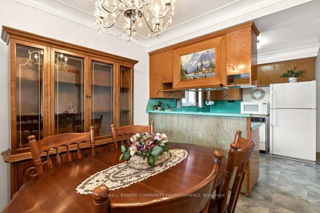 92 Reid Avenue S - Photo 12