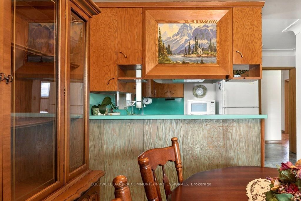 92 Reid Avenue S - Photo 13