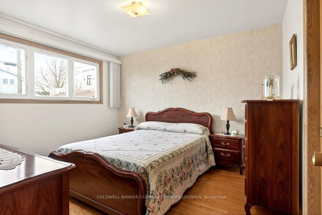 92 Reid Avenue S - Photo 20