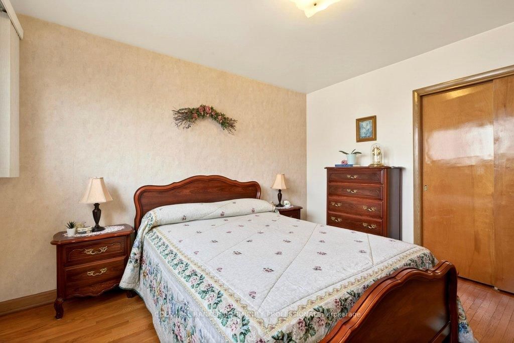 92 Reid Avenue S - Photo 21