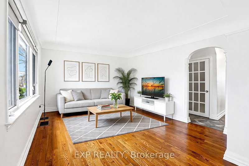 1110 Eagle St N, Cambridge, N3H 1C7 | Image 3