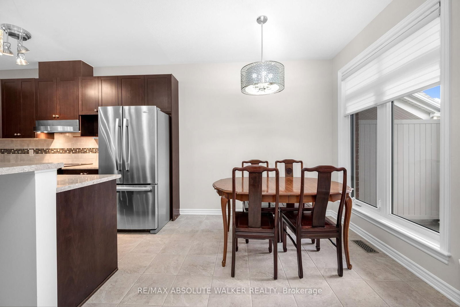 261 Bulrush Crescent - Photo 11