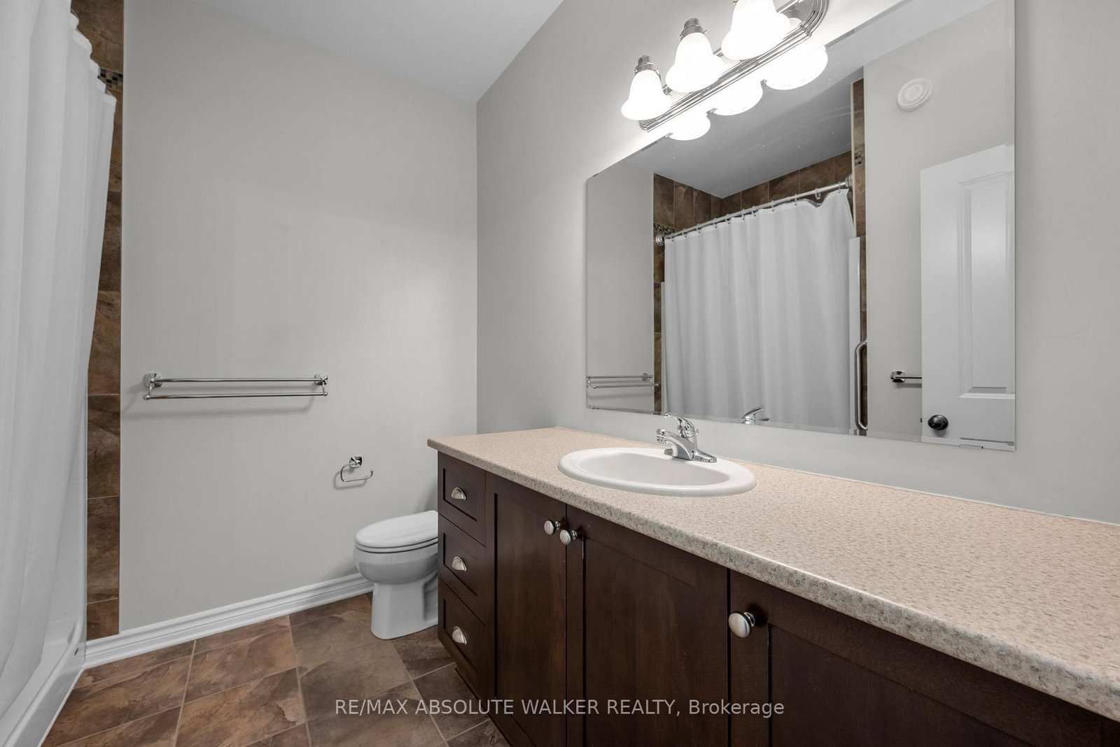 261 Bulrush Crescent - Photo 14