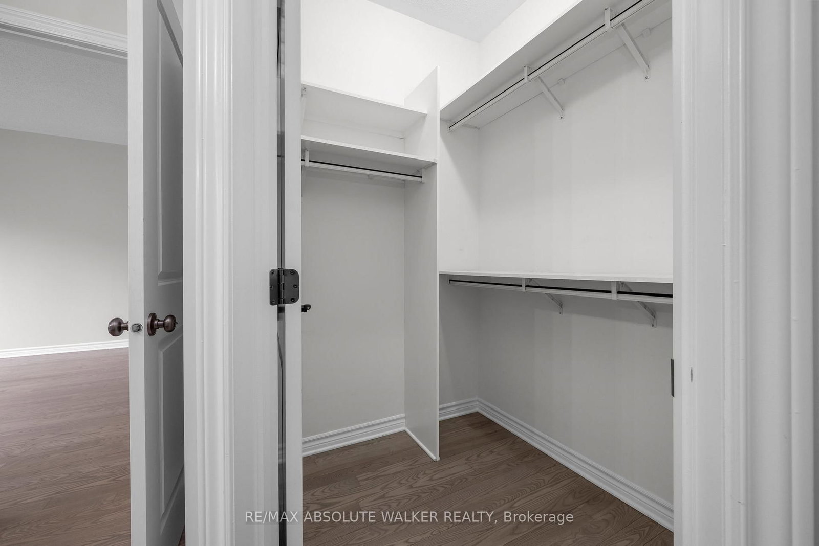 261 Bulrush Crescent - Photo 16