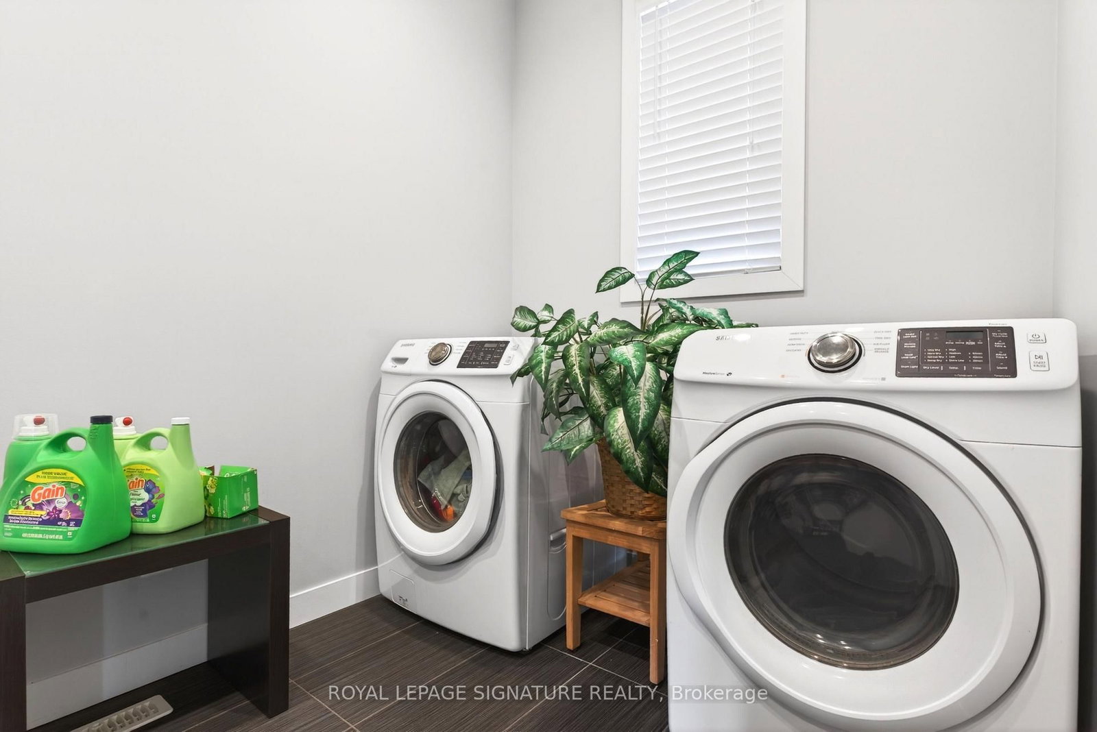 Detached House for sale at 2147 Wateroak Drive, London North, Ontario, N6G 0P9 - North S - MLS: X13005524