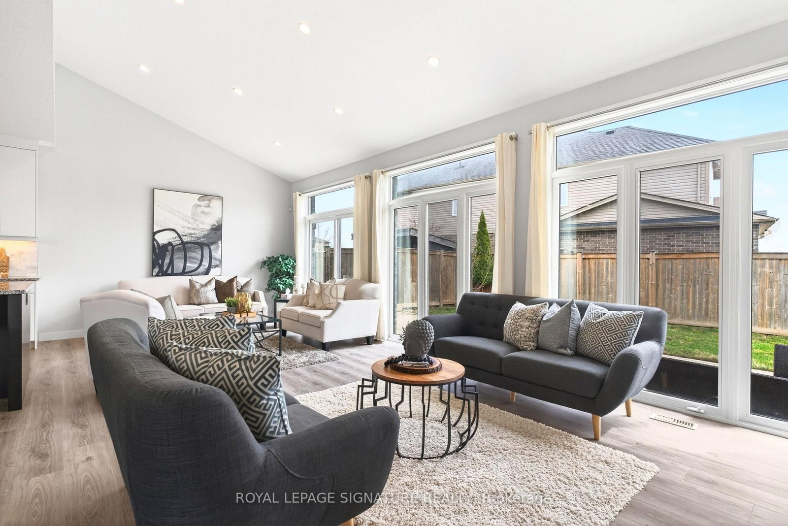 Detached House for sale at 2147 Wateroak Drive, London North, Ontario, N6G 0P9 - North S - MLS: X13005524