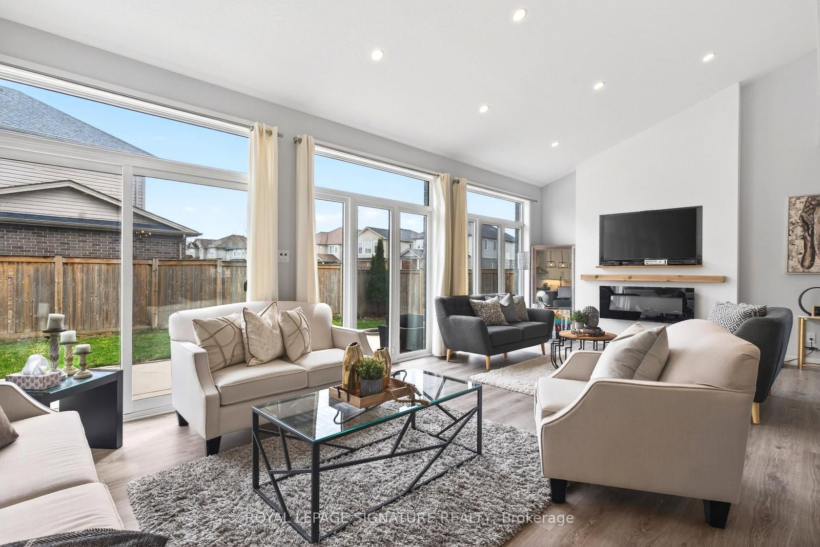 Detached House for sale at 2147 Wateroak Drive, London North, Ontario, N6G 0P9 - North S - MLS: X13005524