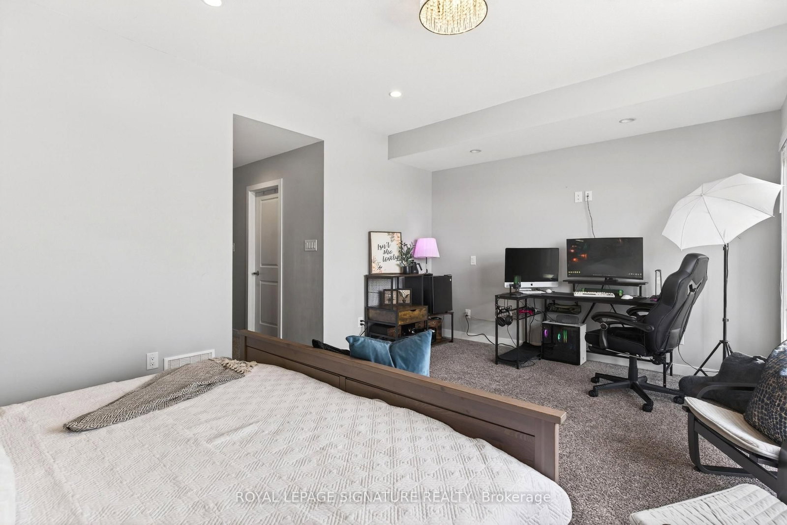 Detached House for sale at 2147 Wateroak Drive, London North, Ontario, N6G 0P9 - North S - MLS: X13005524