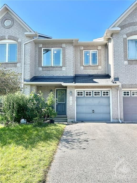 home for lease on 102 Brady Avenue