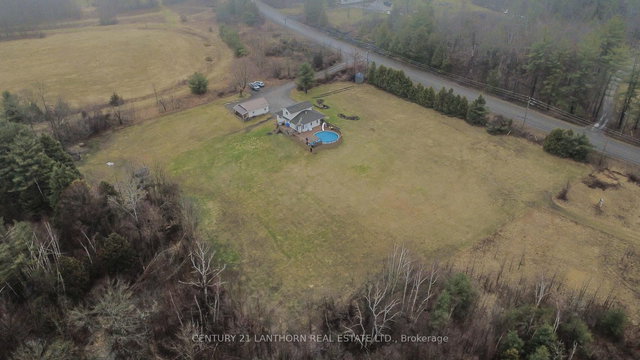 305 Centre Line Road