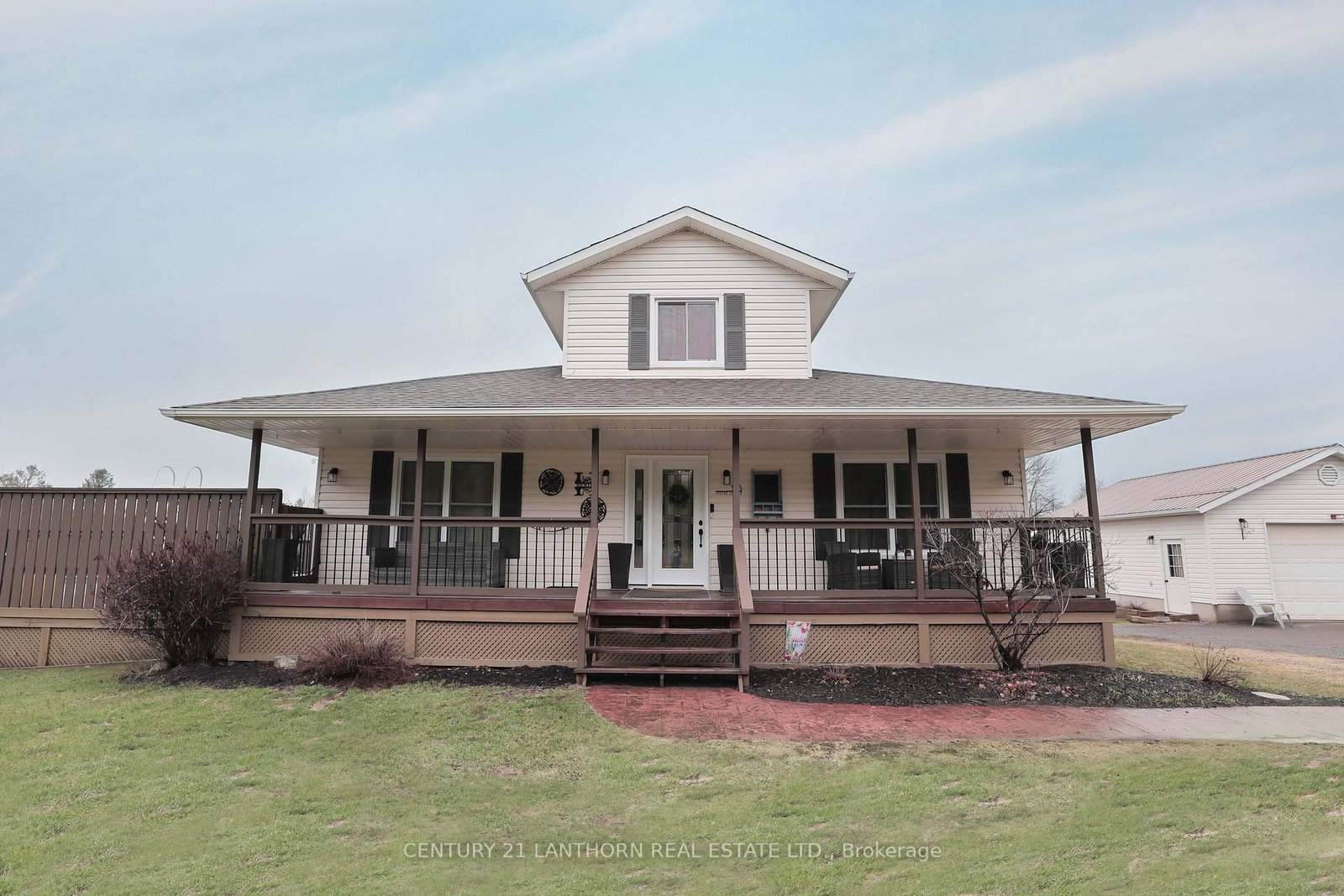 Listing Image 3