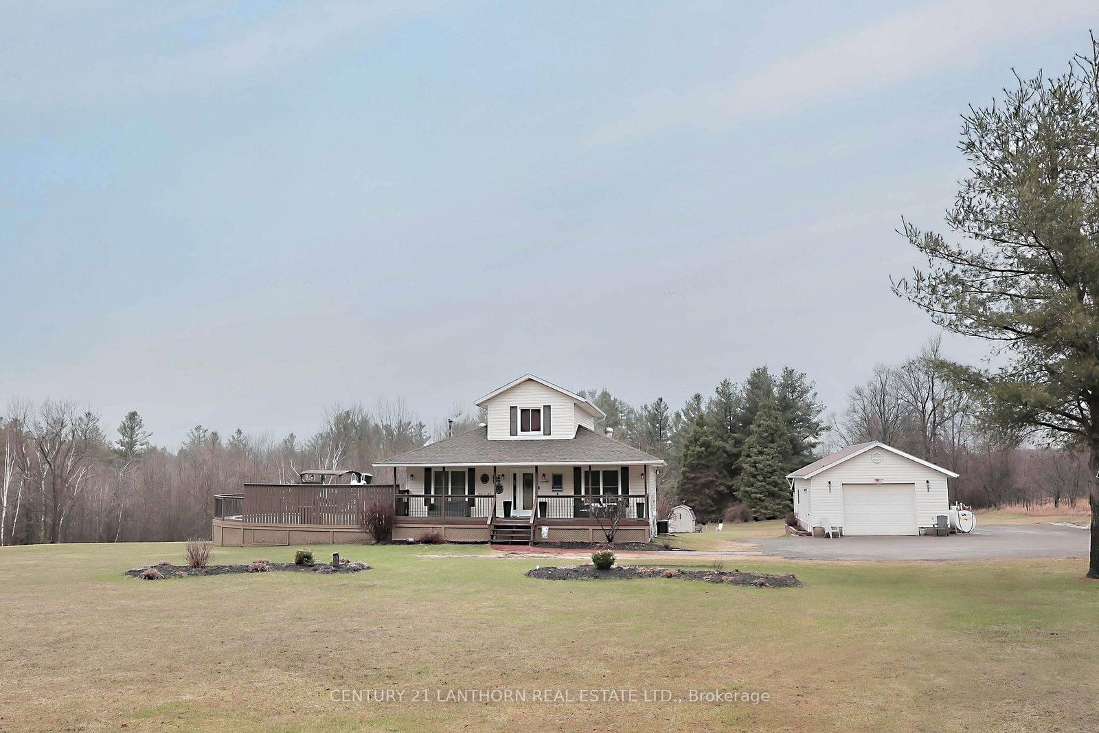 Listing Image 4