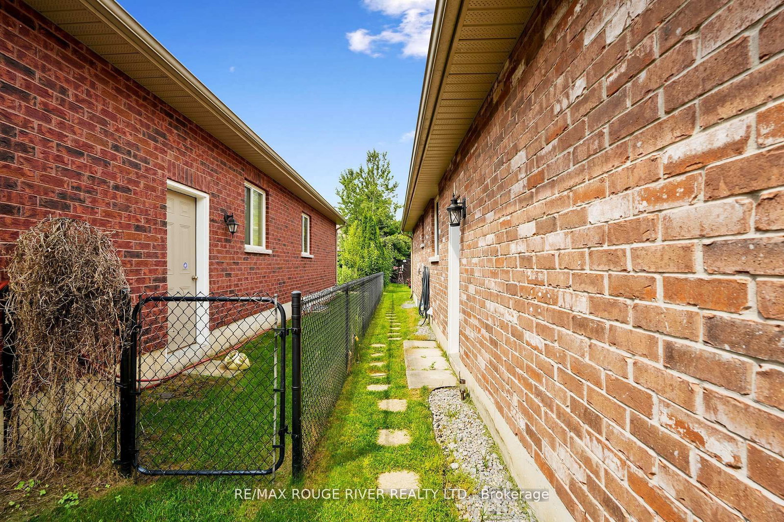 14 Algonquin Avenue • Brighton, ON photo 39