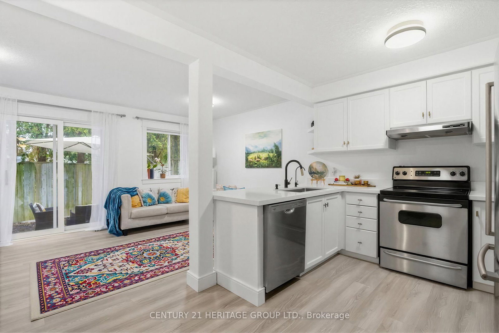 Listing Image 7