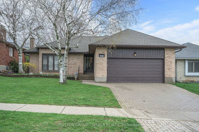 260 VILLAGE GREEN Avenue