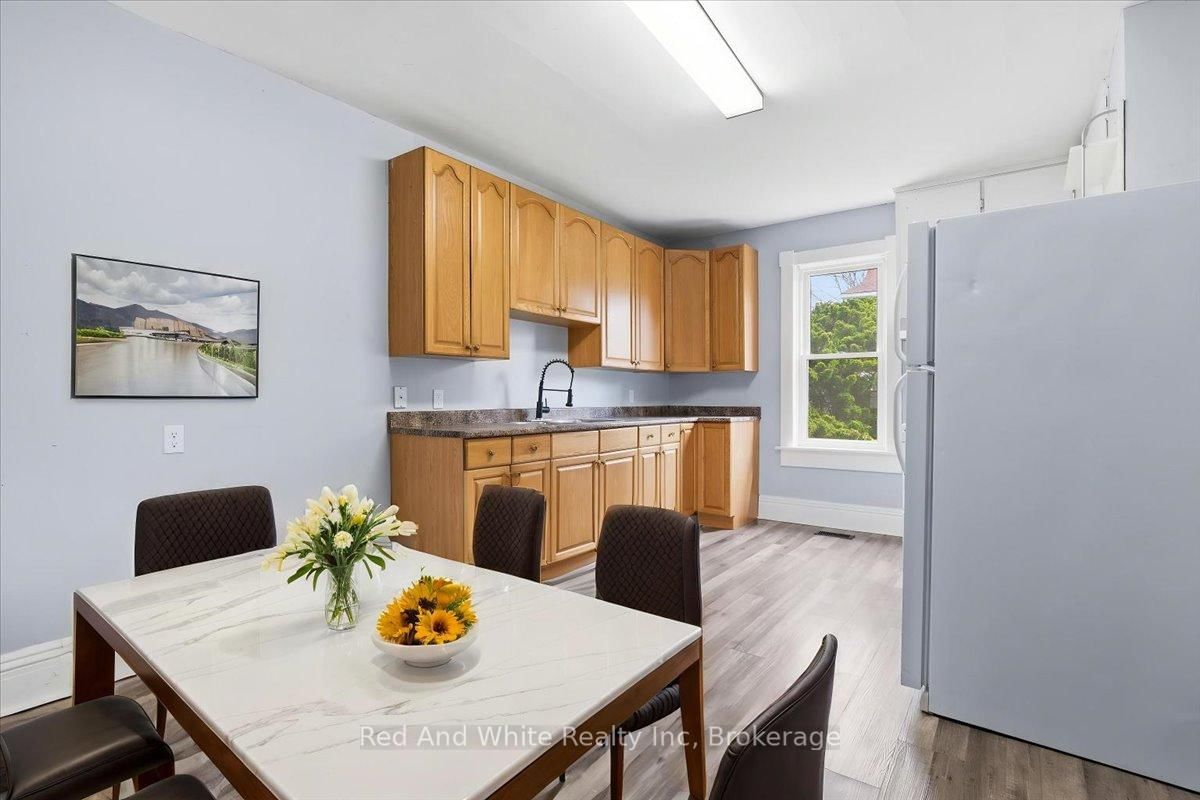 12 Todd Street • Cambridge, ON photo 10