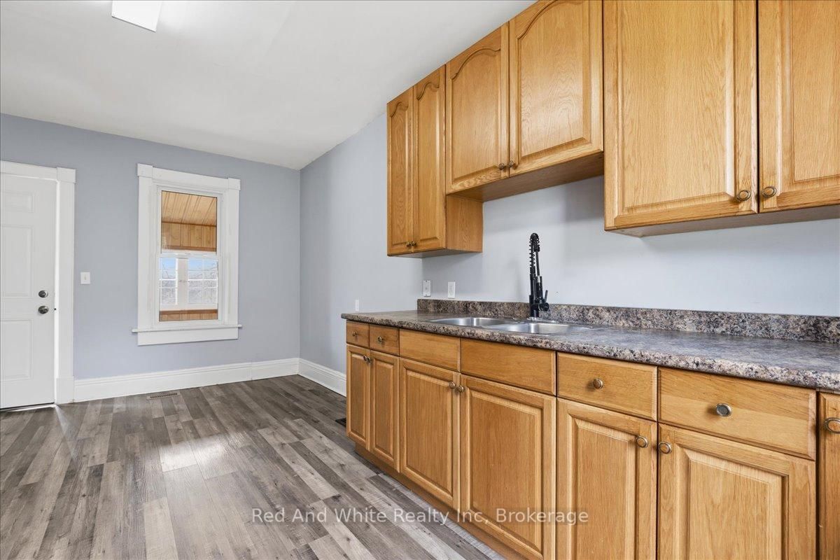12 Todd Street • Cambridge, ON photo 14