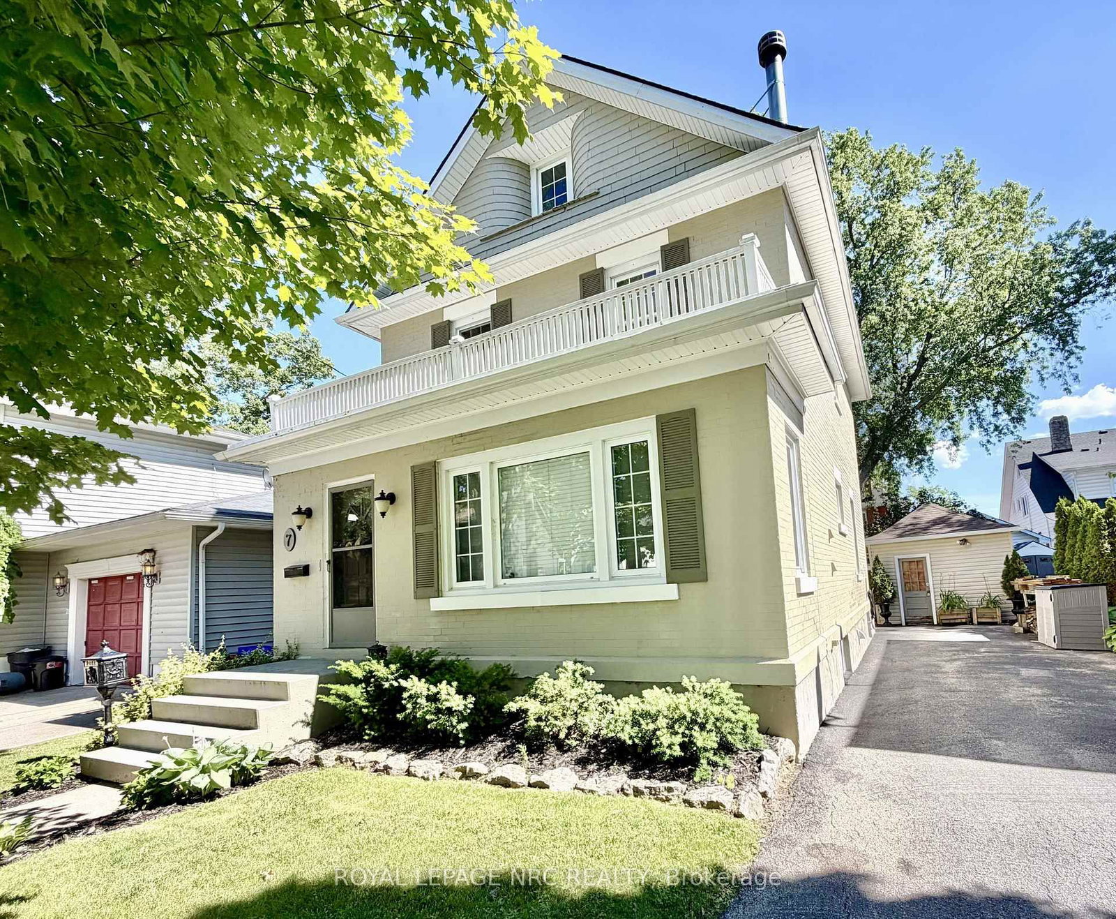 7 Highland Gardens • Welland, ON photo 45