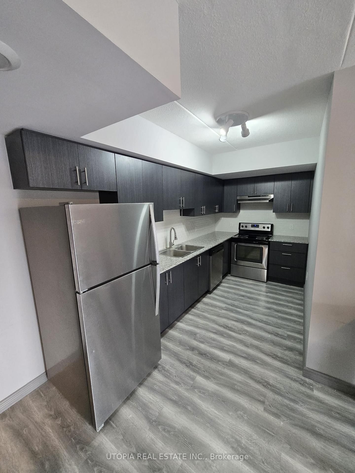 275 Larch Street, Unit F-512 - Photo 10