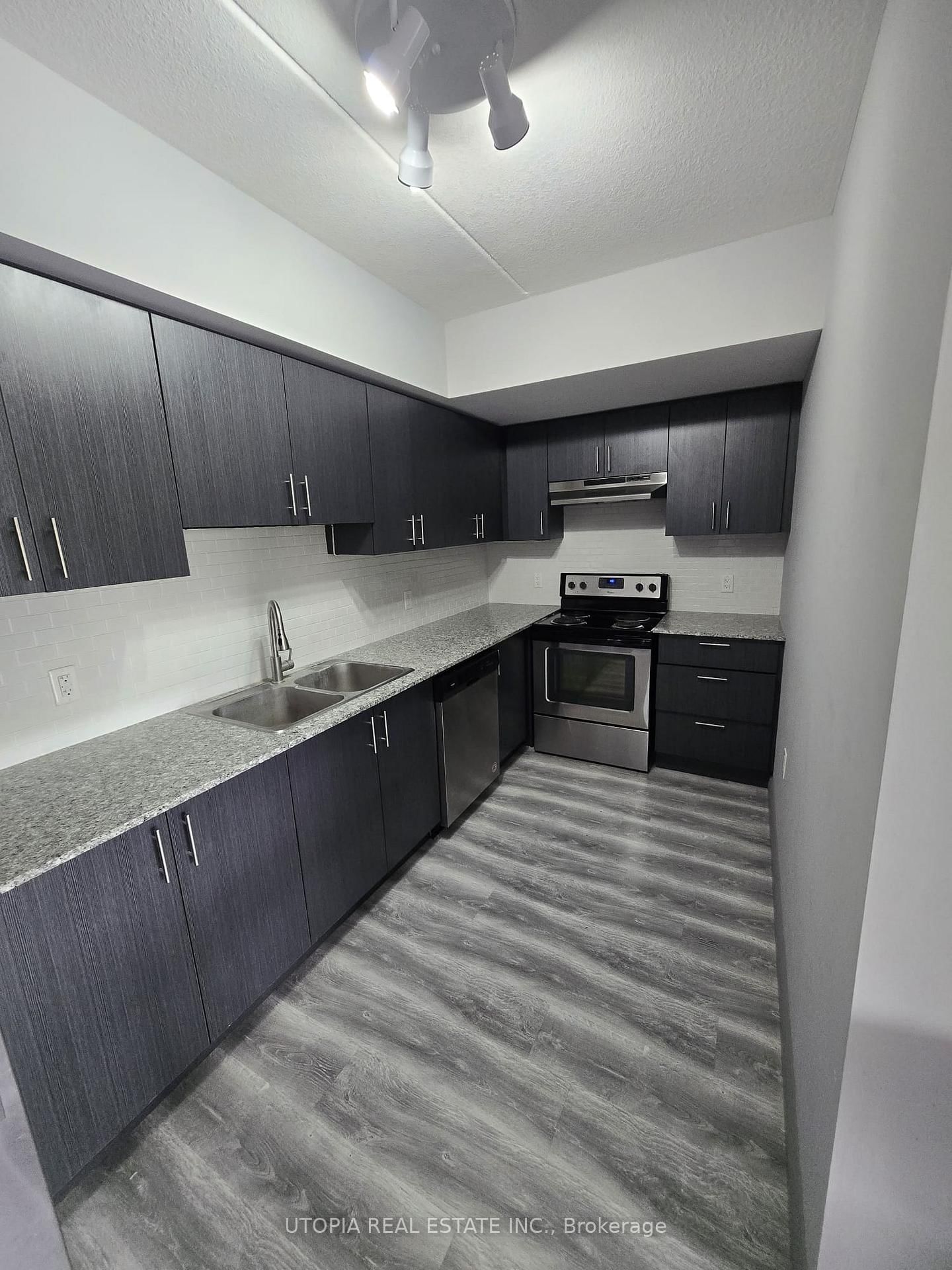 275 Larch Street, Unit F-512 - Photo 16