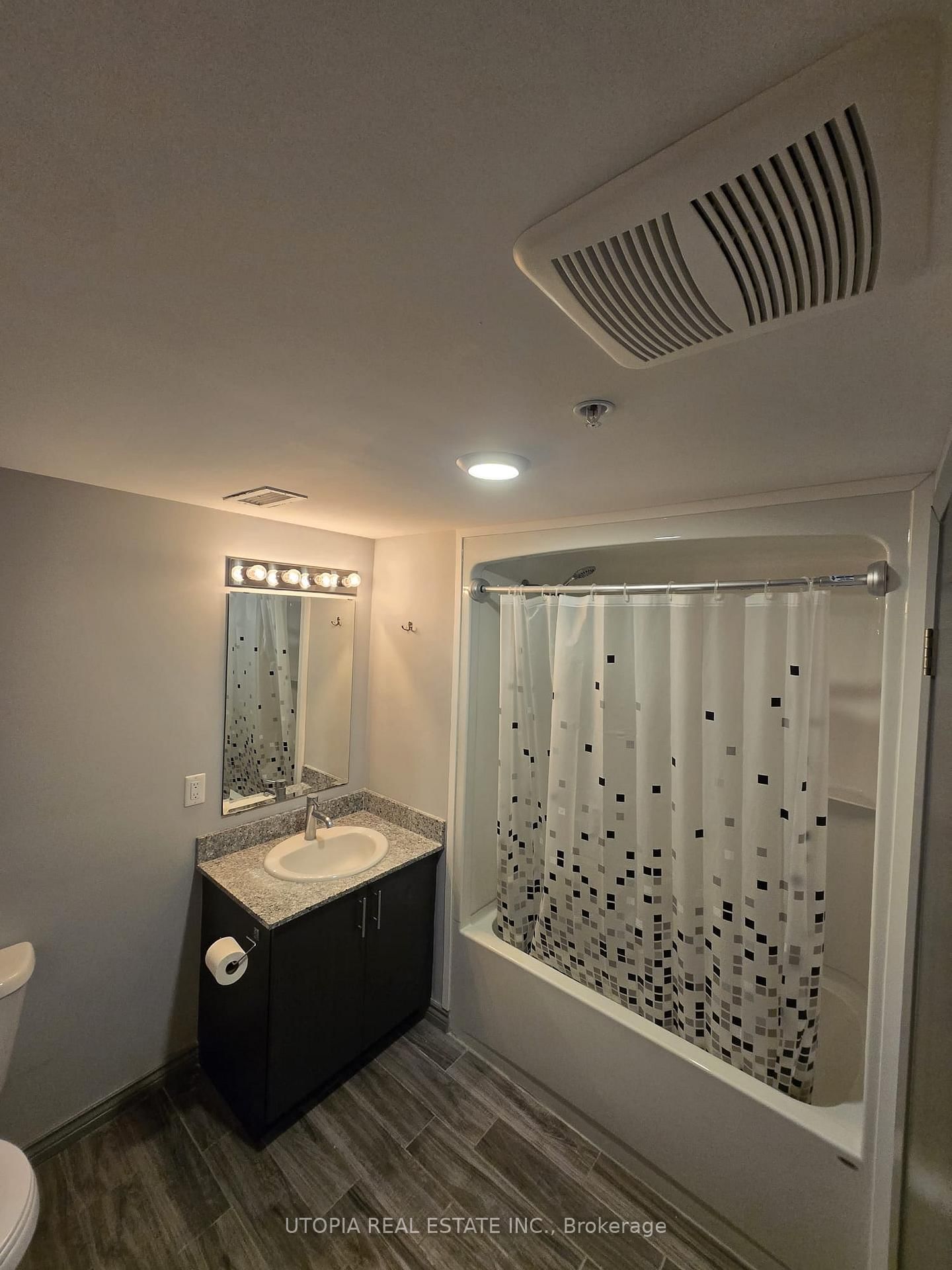 275 Larch Street, Unit F-512 - Photo 19