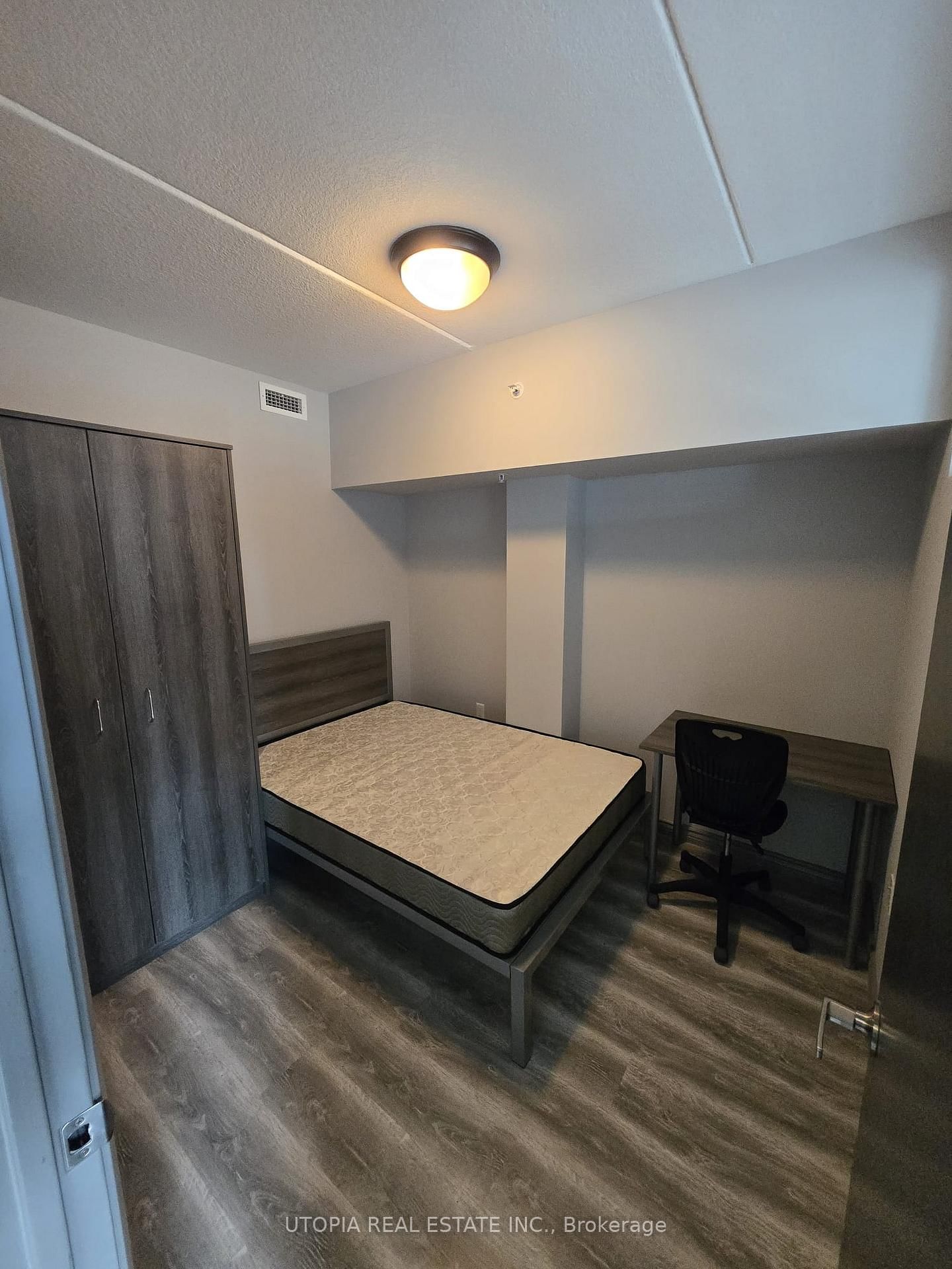 275 Larch Street, Unit F-512 - Photo 8