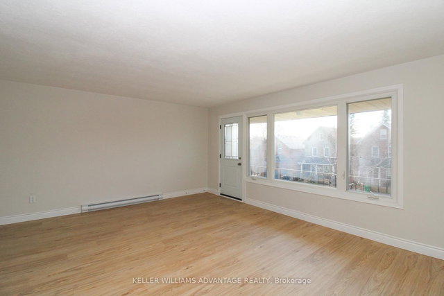 Upper - 506 SHERBROOKE Street