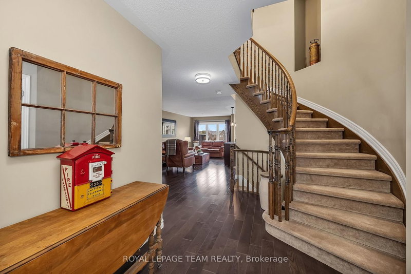 217 Hunterbrook St, Kanata, K2K 0E6 | Image 2