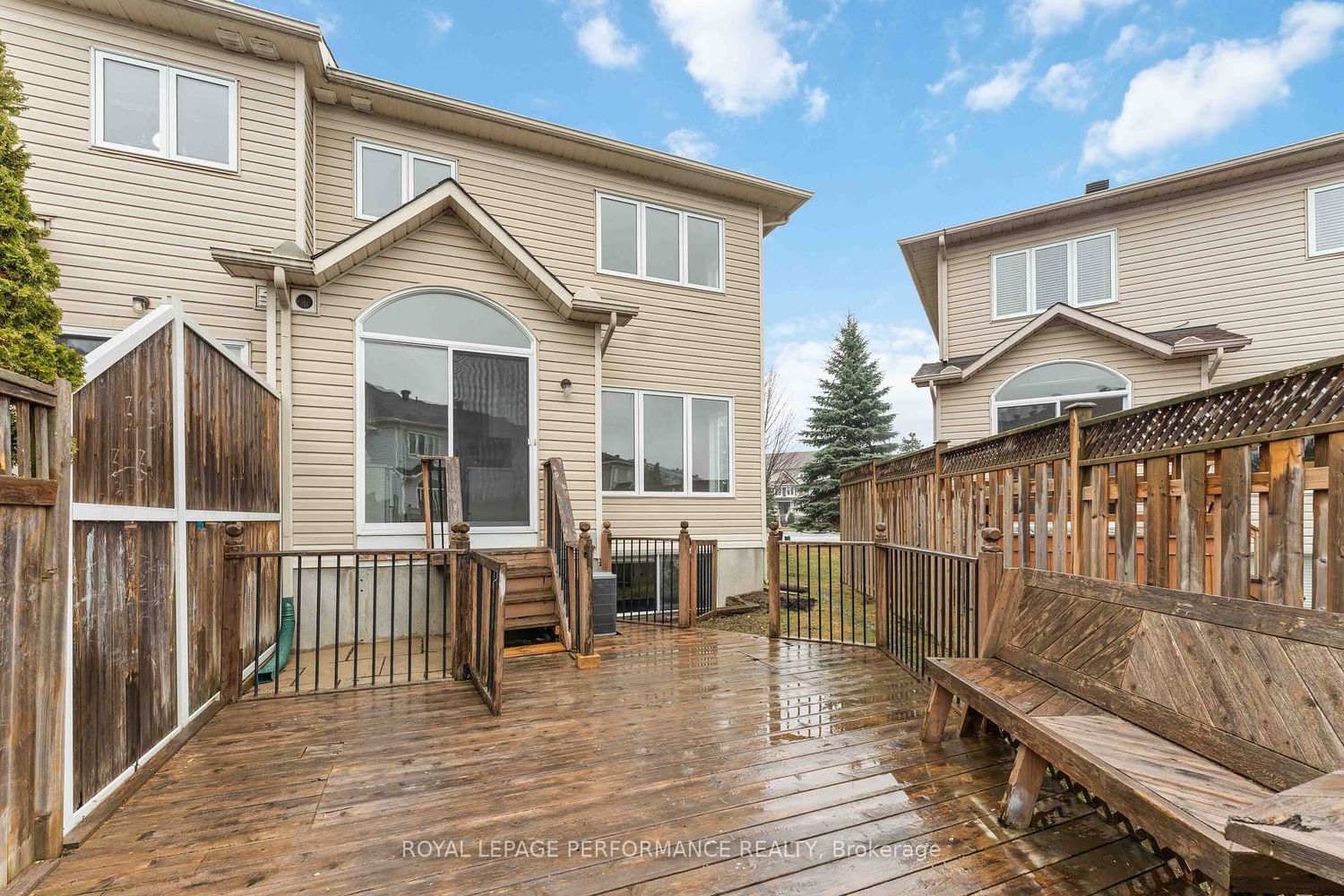 Townhouse for sale at 640 Louis Toscano Drive, Ottawa, Ontario, K4A 0B3 - Avalon East - MLS: X13006106