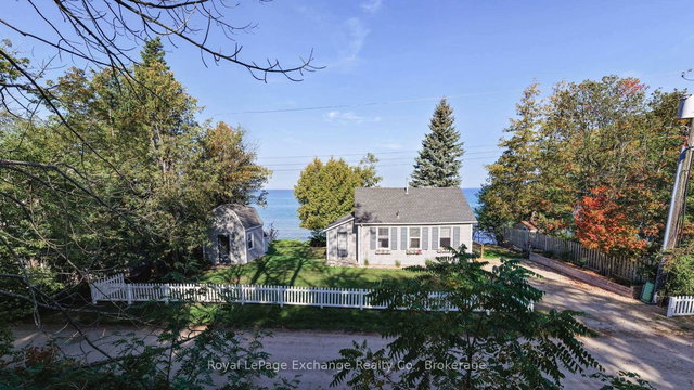 264 Goderich Street N