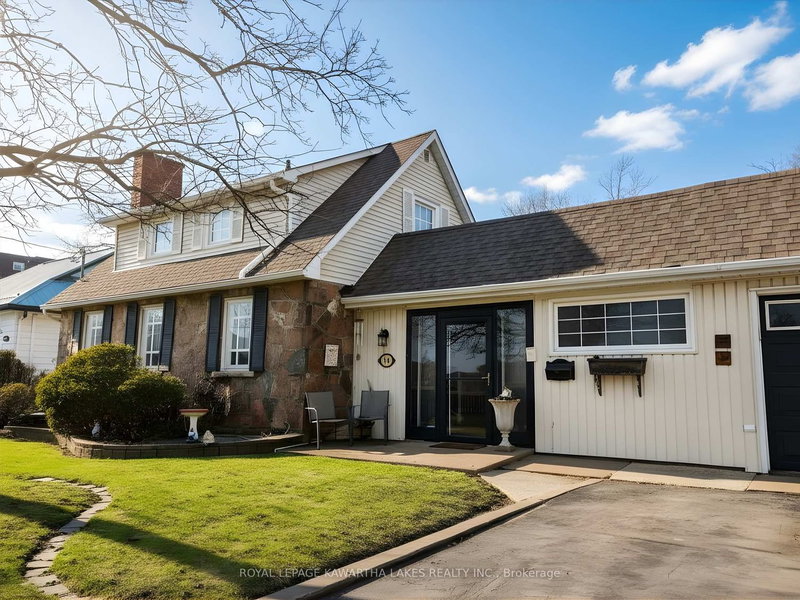 home for sale on 114 Colborne Street W