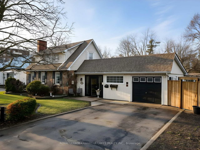 114 Colborne Street W