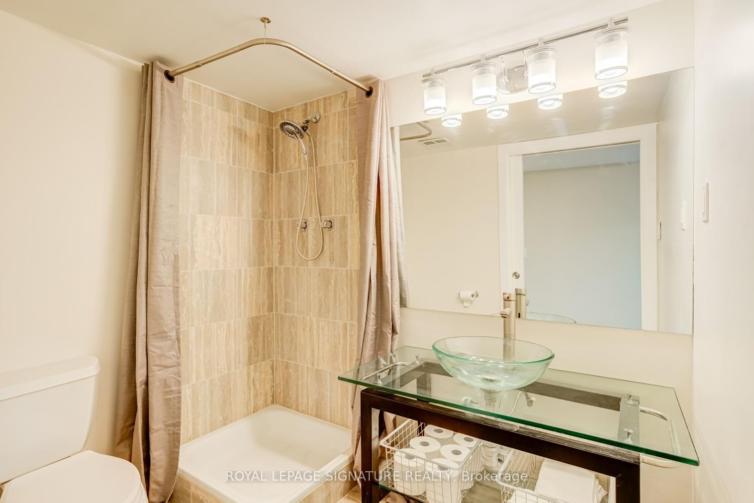 Condo for sale at 1503-120 Duke Street, Hamilton, Ontario, L8P 4T1 - Durand - MLS: X13006186