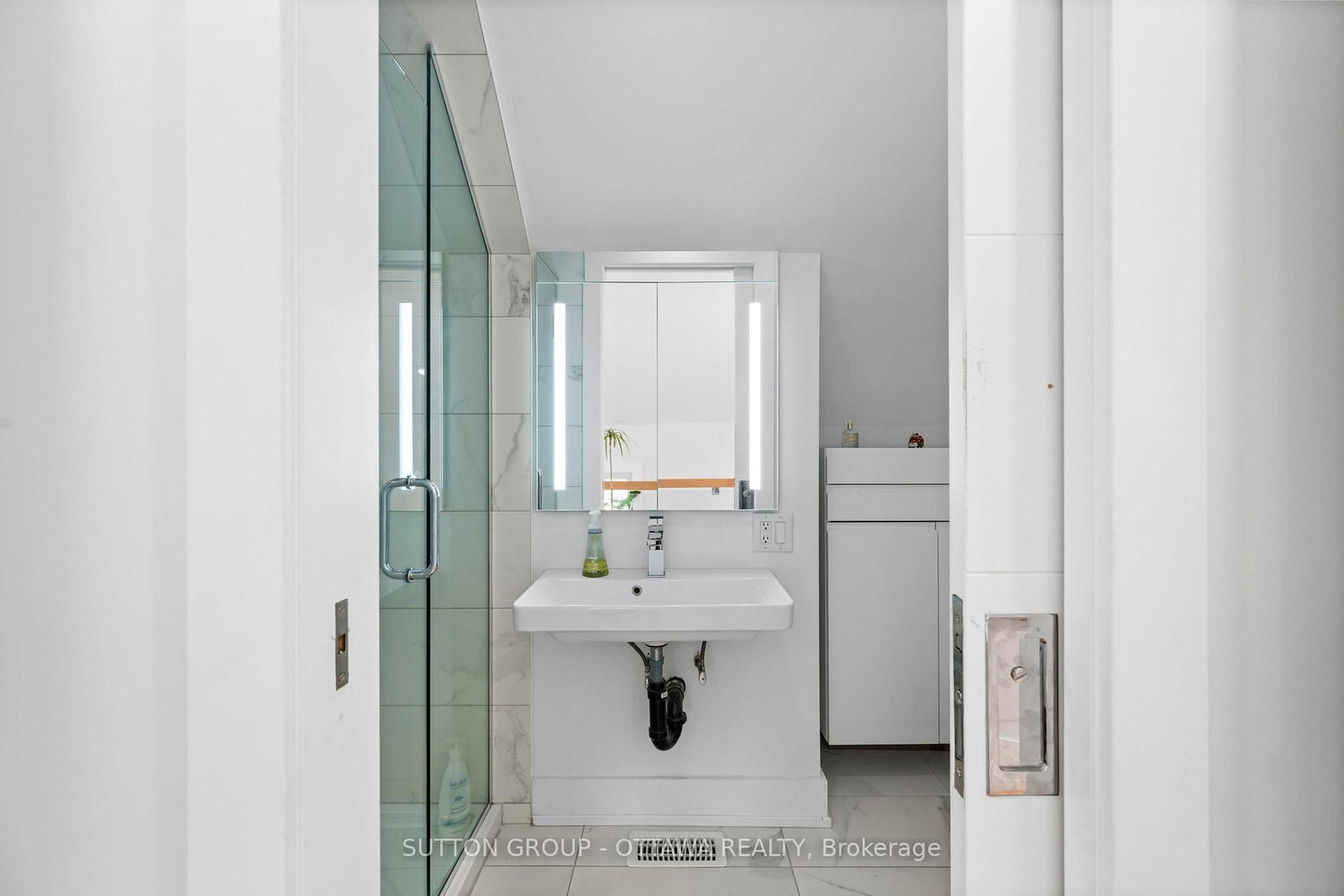 81 Armstrong Street - Photo 28