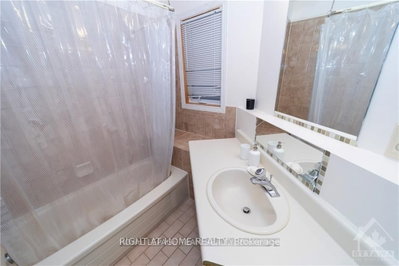 2982 Richmond Road — photo 4