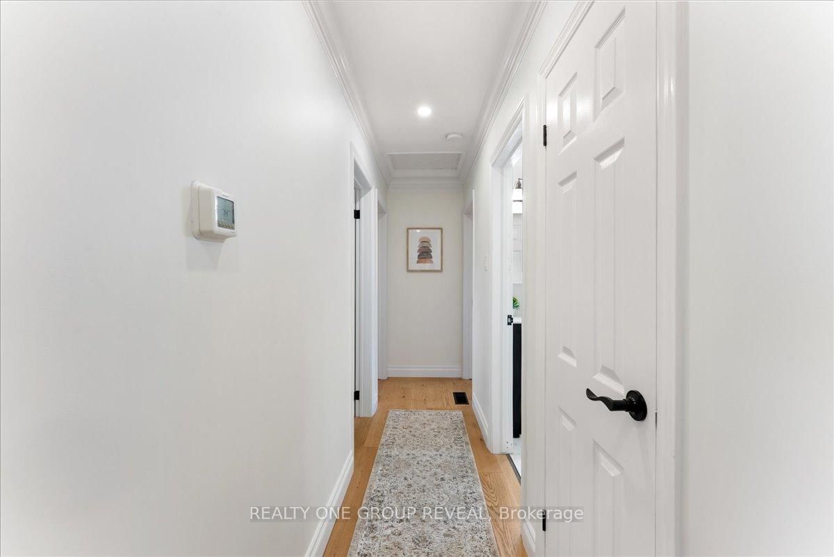 Detached House for sale at 376 Bellevue Street, Peterborough, Ontario, K9H 5G2 - Northcrest Ward 5 - MLS: X13006334