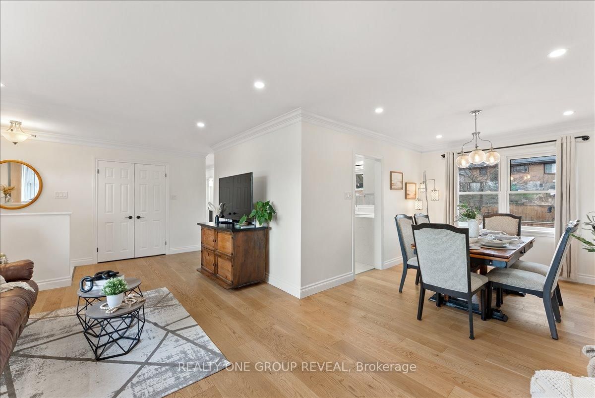 Detached House for sale at 376 Bellevue Street, Peterborough, Ontario, K9H 5G2 - Northcrest Ward 5 - MLS: X13006334