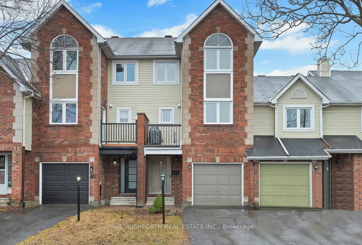 109 Woodpark Way, Ottawa | For Sale @ $630,000 | Condos.ca