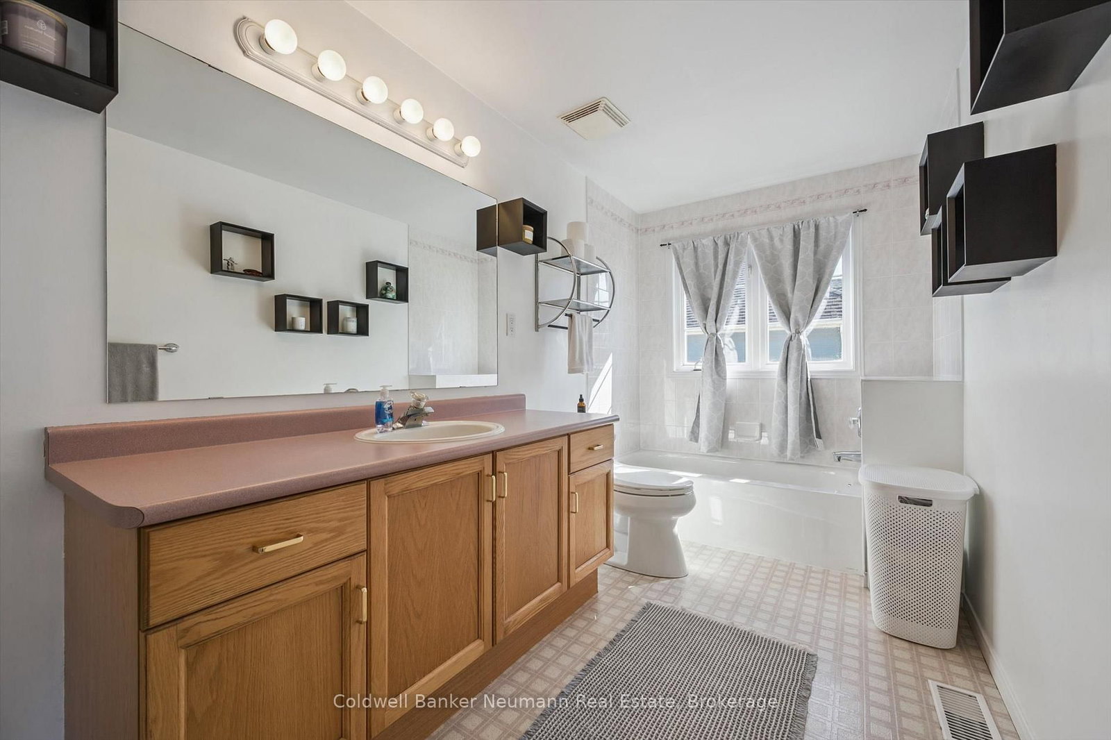 941 Gordon Street, Unit 47 - Photo 14