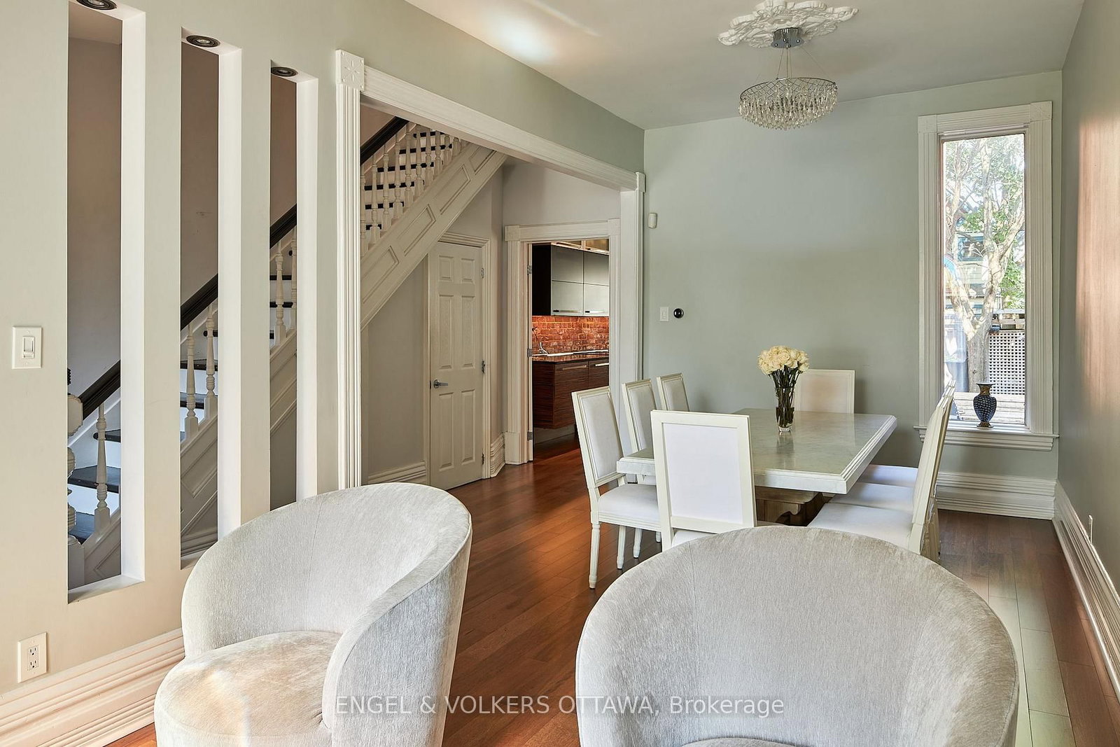 103 James Street - Photo 3