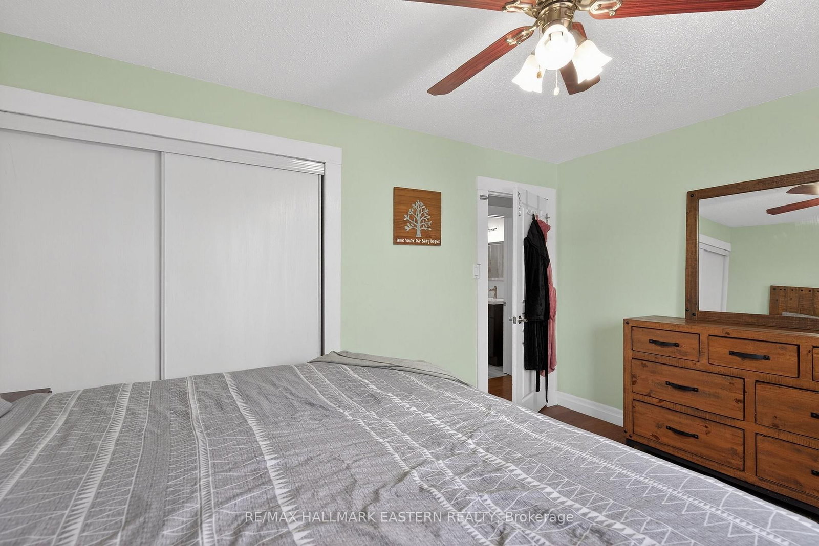 Detached House for sale at 488 Crystal Drive, Peterborough, Ontario, K9J 8G8 - Ashburnham Ward 4 - MLS: X13006472