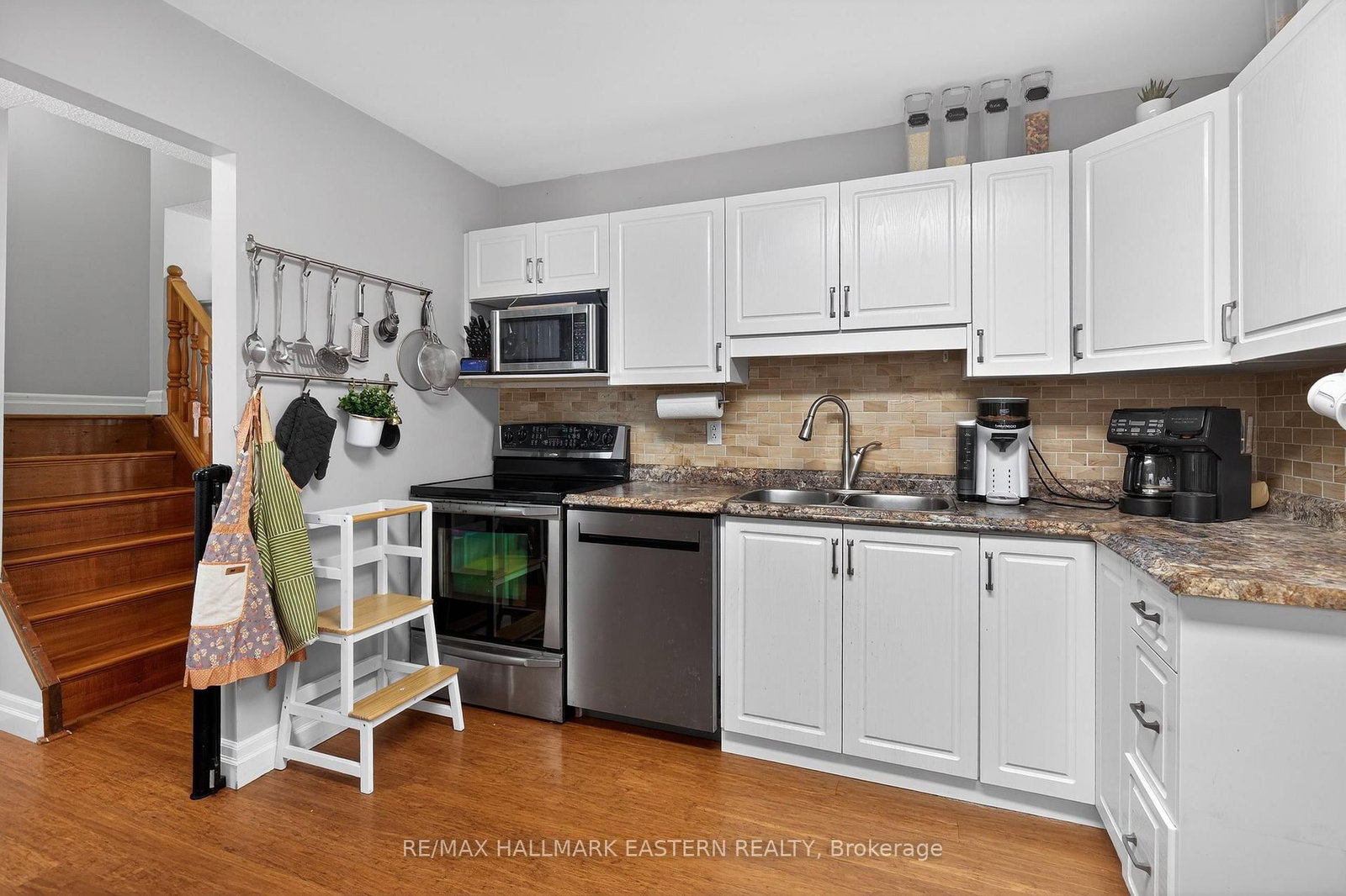 Detached House for sale at 488 Crystal Drive, Peterborough, Ontario, K9J 8G8 - Ashburnham Ward 4 - MLS: X13006472