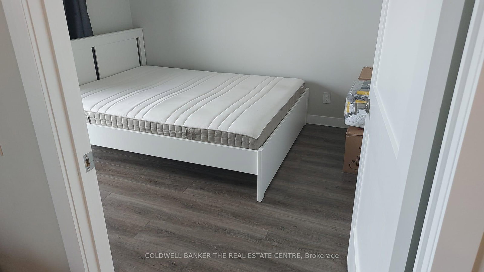 15 Queen Street S, Unit 1211 - Photo 7