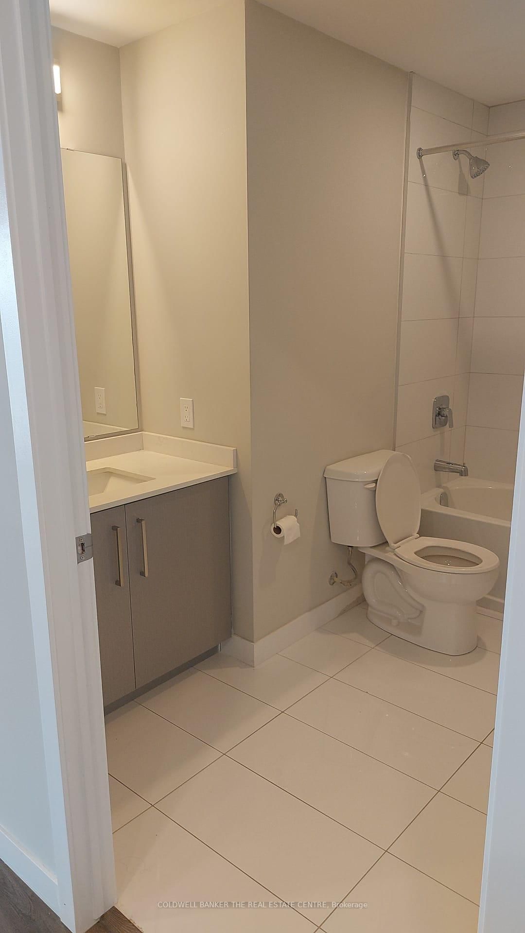 15 Queen Street S, Unit 1211 - Photo 8