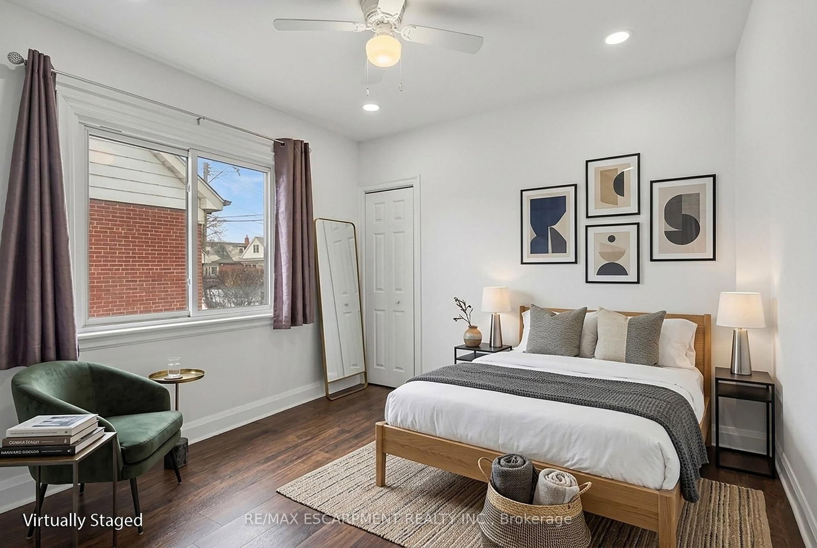 Detached House for sale at 53 Bell Avenue, Hamilton, Ontario, L8K 3E2 - Bartonville - MLS: X13006504