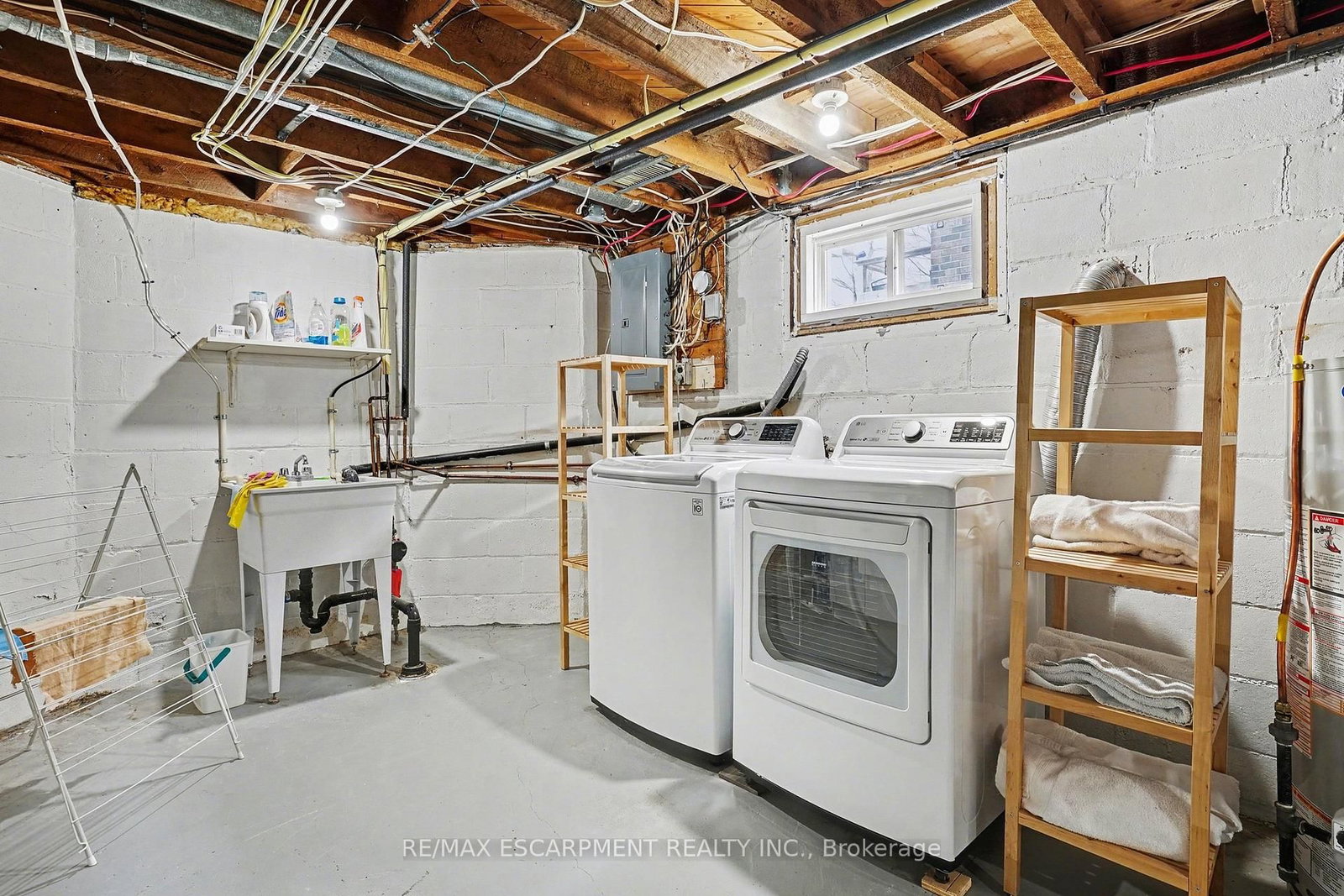 Detached House for sale at 53 Bell Avenue, Hamilton, Ontario, L8K 3E2 - Bartonville - MLS: X13006504