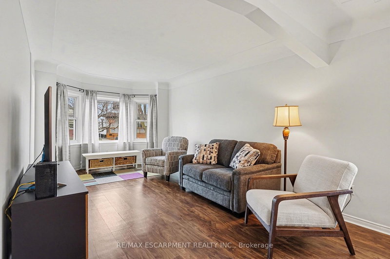 53 Bell Ave, Hamilton, L8K 3E2 | Image 3