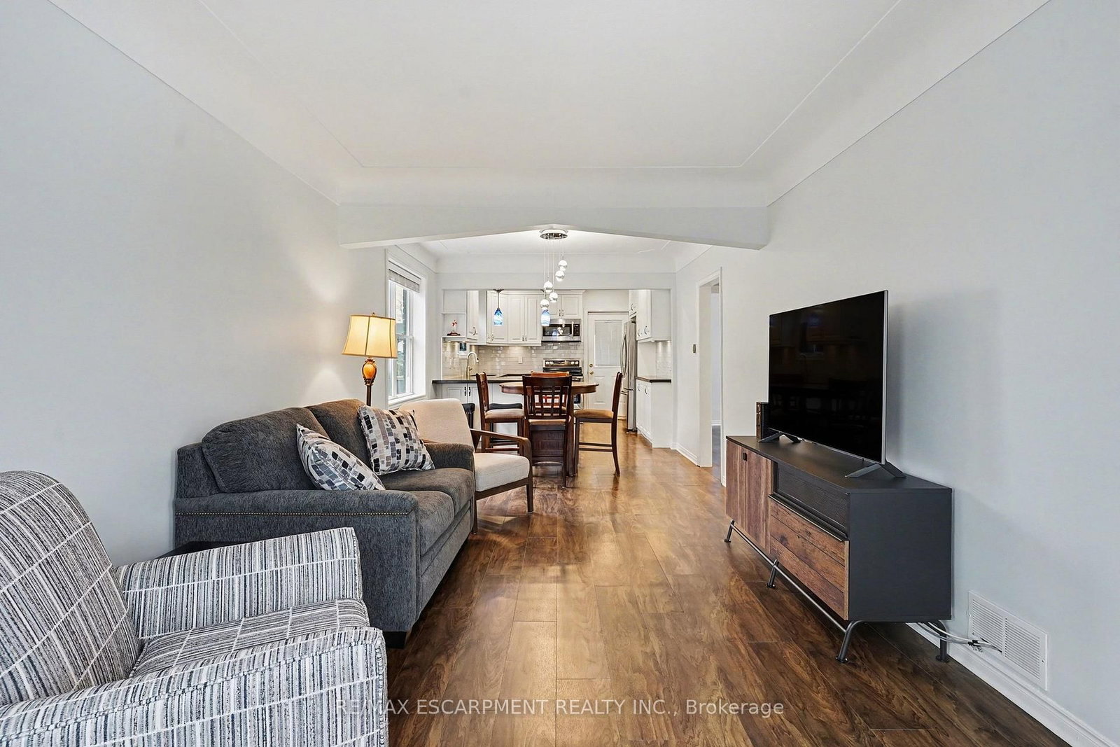 Detached House for sale at 53 Bell Avenue, Hamilton, Ontario, L8K 3E2 - Bartonville - MLS: X13006504