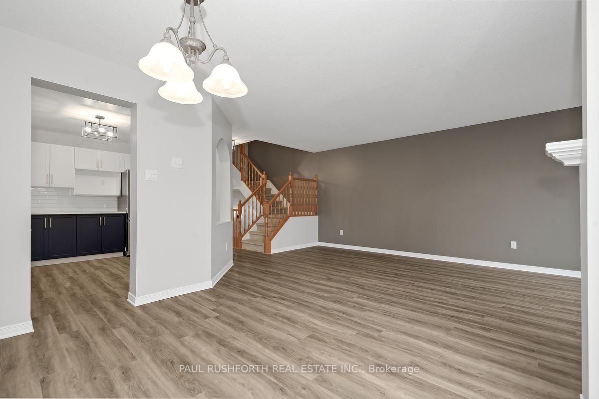 Townhouse for sale at 558 Louis Toscano Drive, Ottawa, Ontario, K4A 0A9 - Avalon East - MLS: X13006510