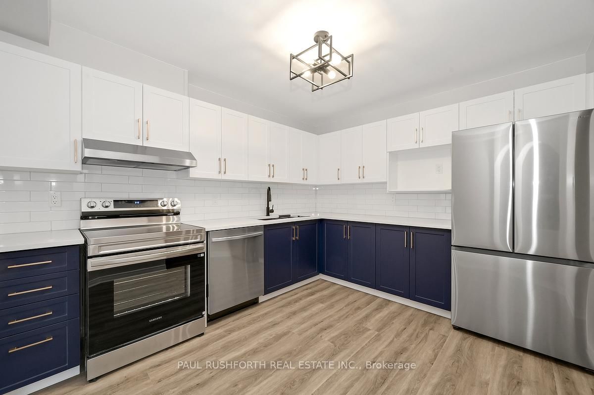 Townhouse for sale at 558 Louis Toscano Drive, Ottawa, Ontario, K4A 0A9 - Avalon East - MLS: X13006510